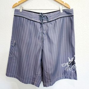 ⭐️5/$20 Sideout Gray Striped Board Shorts Size 38